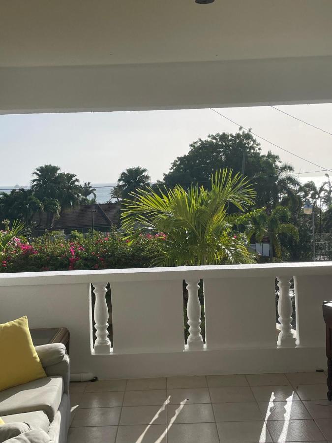 Petals Lovely Beach Villa St. John's Extérieur photo