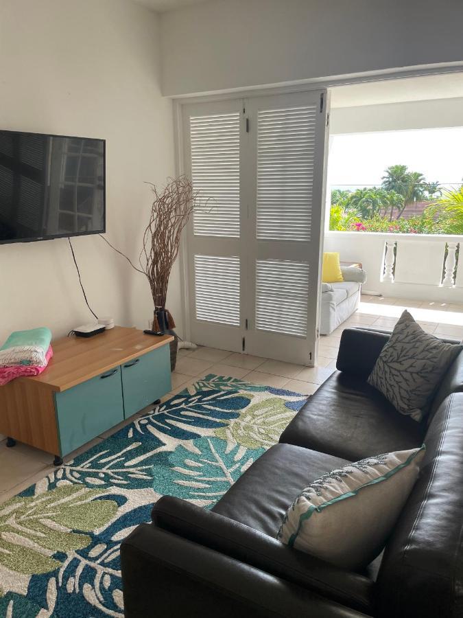 Petals Lovely Beach Villa St. John's Extérieur photo